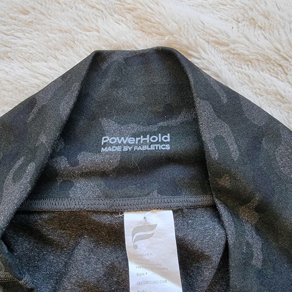 Fabletics On The Go Powerhold Capri Leggings - Picture 4 of 5